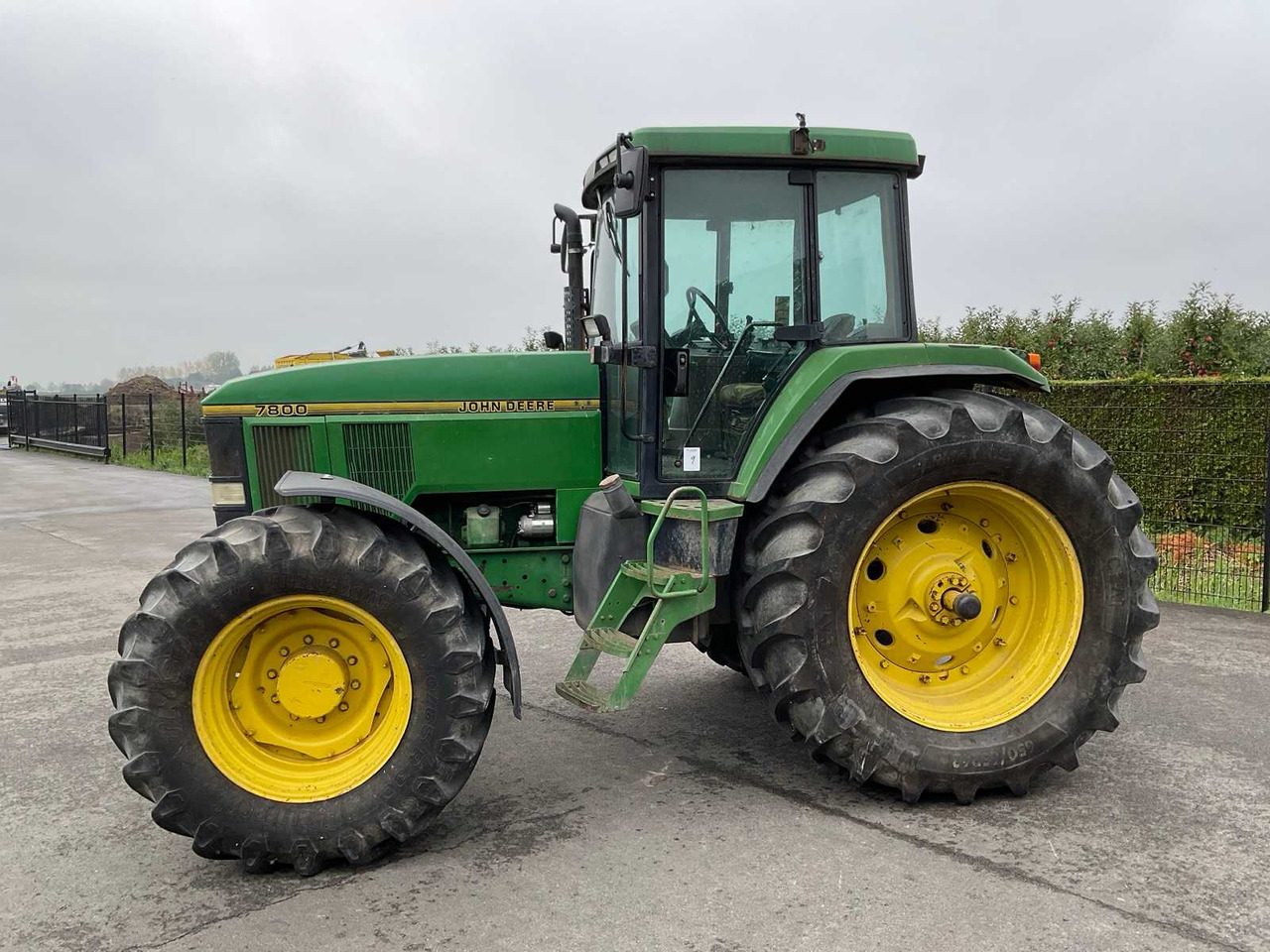 John Deere 7800 - Трактор: слика 3 John Deere 7800 - Трактор: слика 3