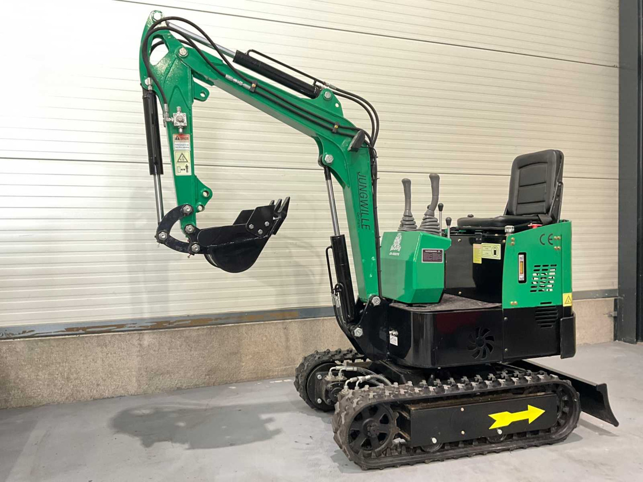 Jungwille JD-XE27E - Мини багер: слика 1 Jungwille JD-XE27E - Мини багер: слика 1