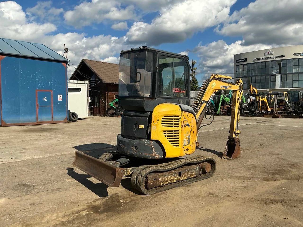 KOMATSU - PC 27 MR-2 - MINI-EXCAVATOR - 2006 - Мини багер: слика 4 KOMATSU - PC 27 MR-2 - MINI-EXCAVATOR - 2006 - Мини багер: слика 4