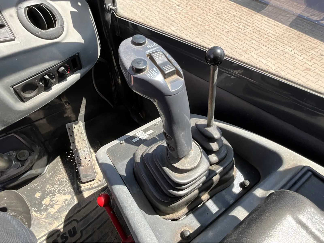 Натоварувач на тркала KOMATSU WA80-6 2015 WHEEL LOADER: слика 16 Натоварувач на тркала KOMATSU WA80-6 2015 WHEEL LOADER: слика 16