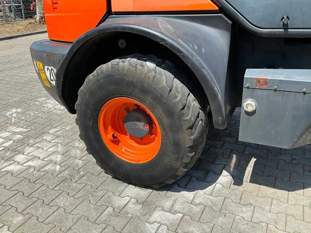 Натоварувач на тркала KOMATSU WA80-6 2015 WHEEL LOADER: слика 8 Натоварувач на тркала KOMATSU WA80-6 2015 WHEEL LOADER: слика 8