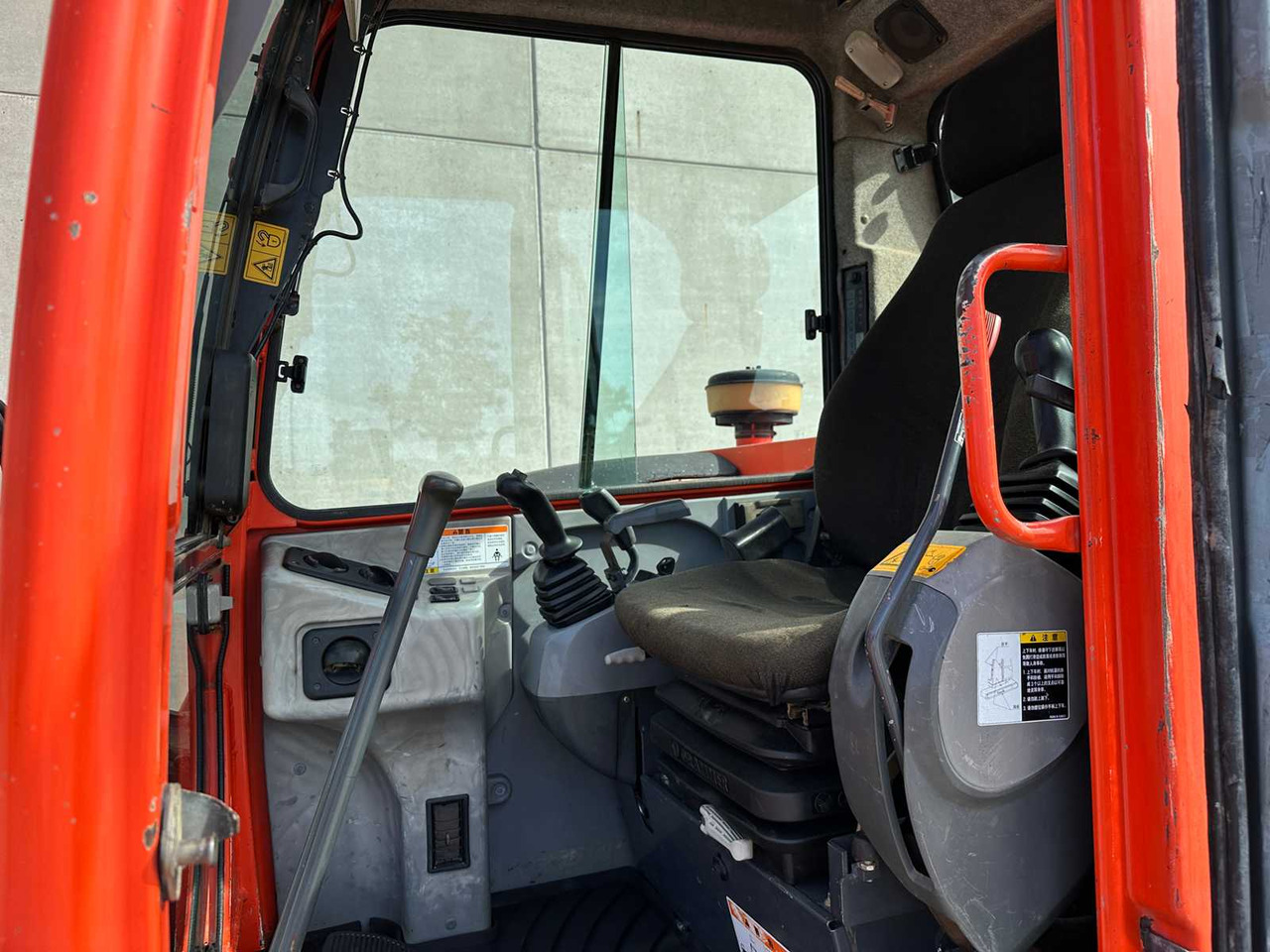 Багер KUBOTA - KX185-3 - MIDI EXCAVATOR: слика 30 Багер KUBOTA - KX185-3 - MIDI EXCAVATOR: слика 30