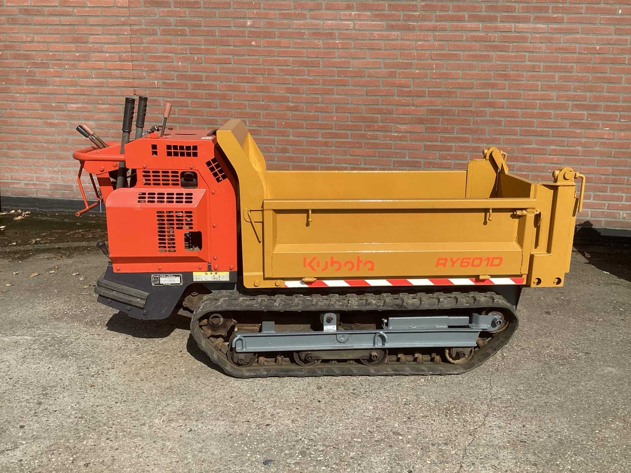 KUBOTA RY601D-3 - Истоварувач: слика 2 KUBOTA RY601D-3 - Истоварувач: слика 2