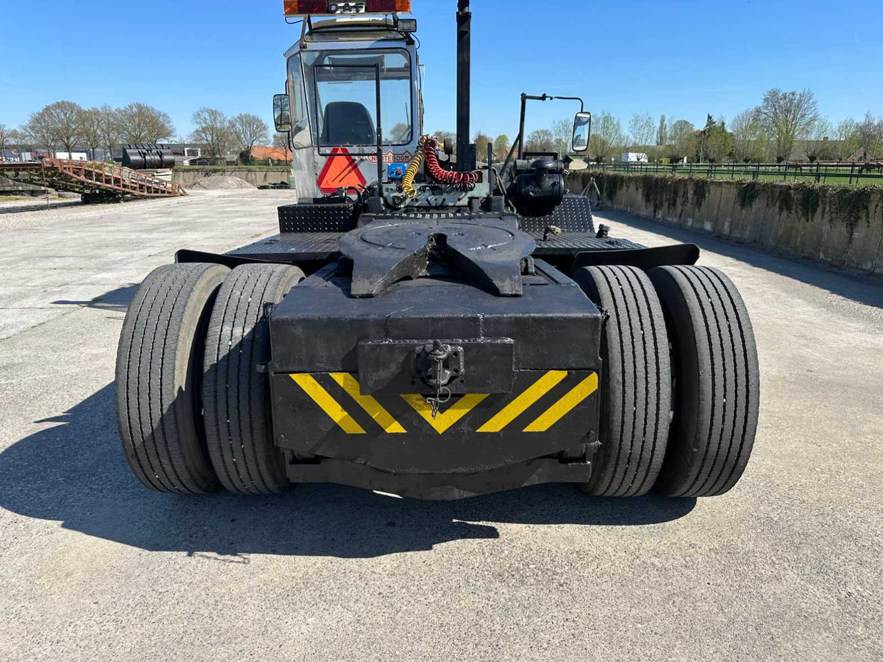 1993 DAF TERMINAL TRACTOR - Камион: слика 5 1993 DAF TERMINAL TRACTOR - Камион: слика 5