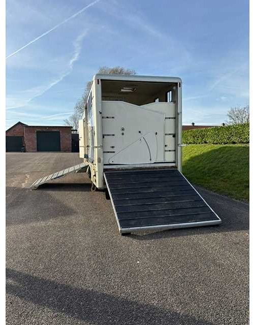 Камион 1993 VOLVO FL 612 TRUCK HORSE TRAILER: слика 7 Камион 1993 VOLVO FL 612 TRUCK HORSE TRAILER: слика 7