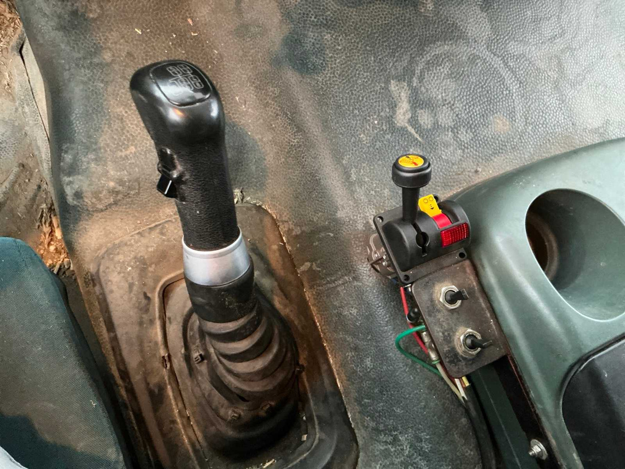 Камион 2005 GINAF GINC 3085 X4446 AGRICULTURAL TRUCK WITH TIPPER: слика 29