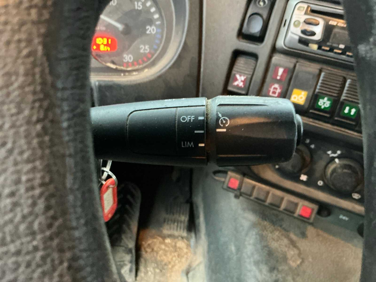 Камион 2005 GINAF GINC 3085 X4446 AGRICULTURAL TRUCK WITH TIPPER: слика 26