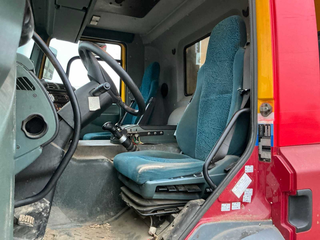 Камион 2005 GINAF GINC 3085 X4446 AGRICULTURAL TRUCK WITH TIPPER: слика 23