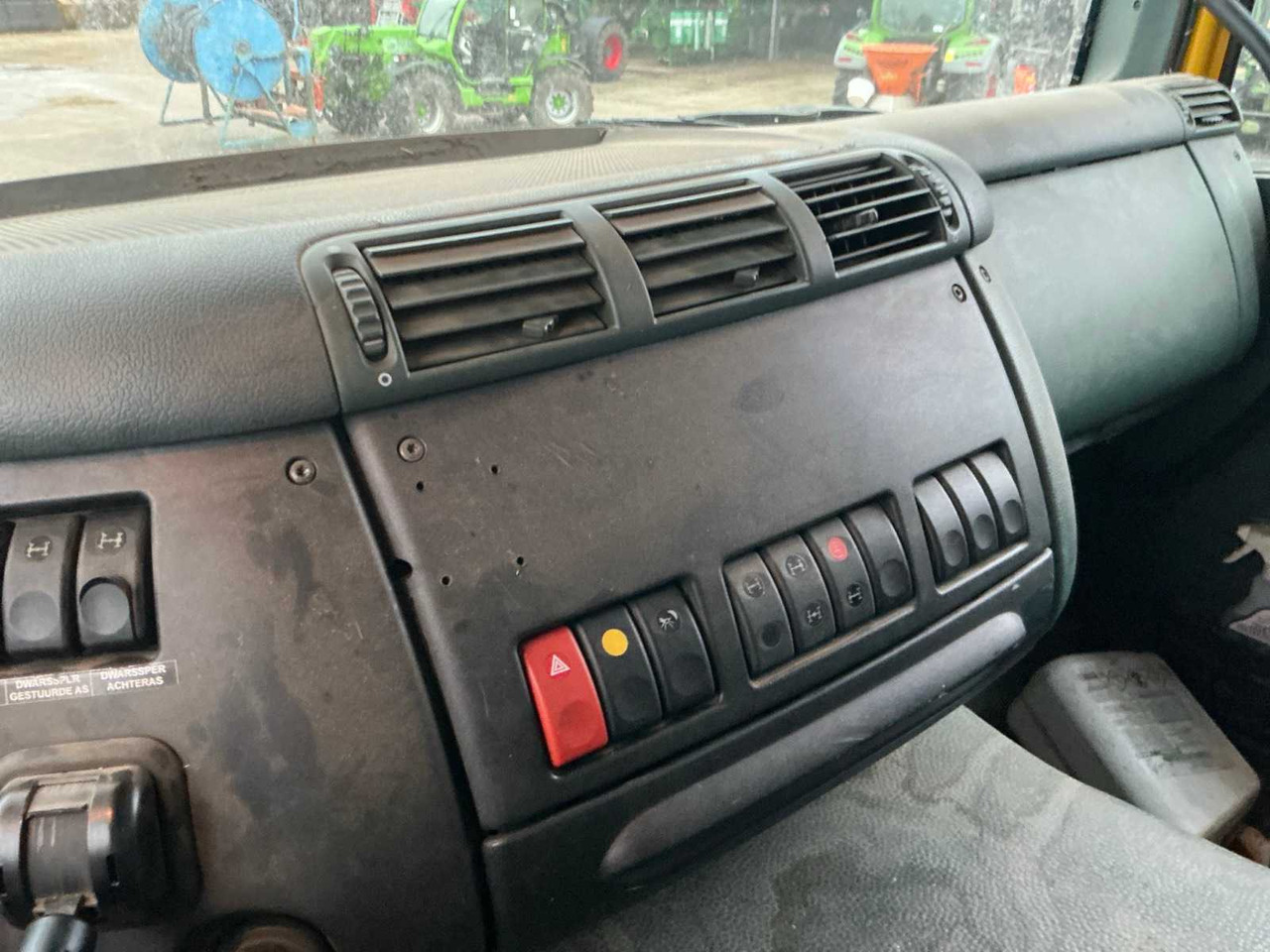 Камион 2005 GINAF GINC 3085 X4446 AGRICULTURAL TRUCK WITH TIPPER: слика 30