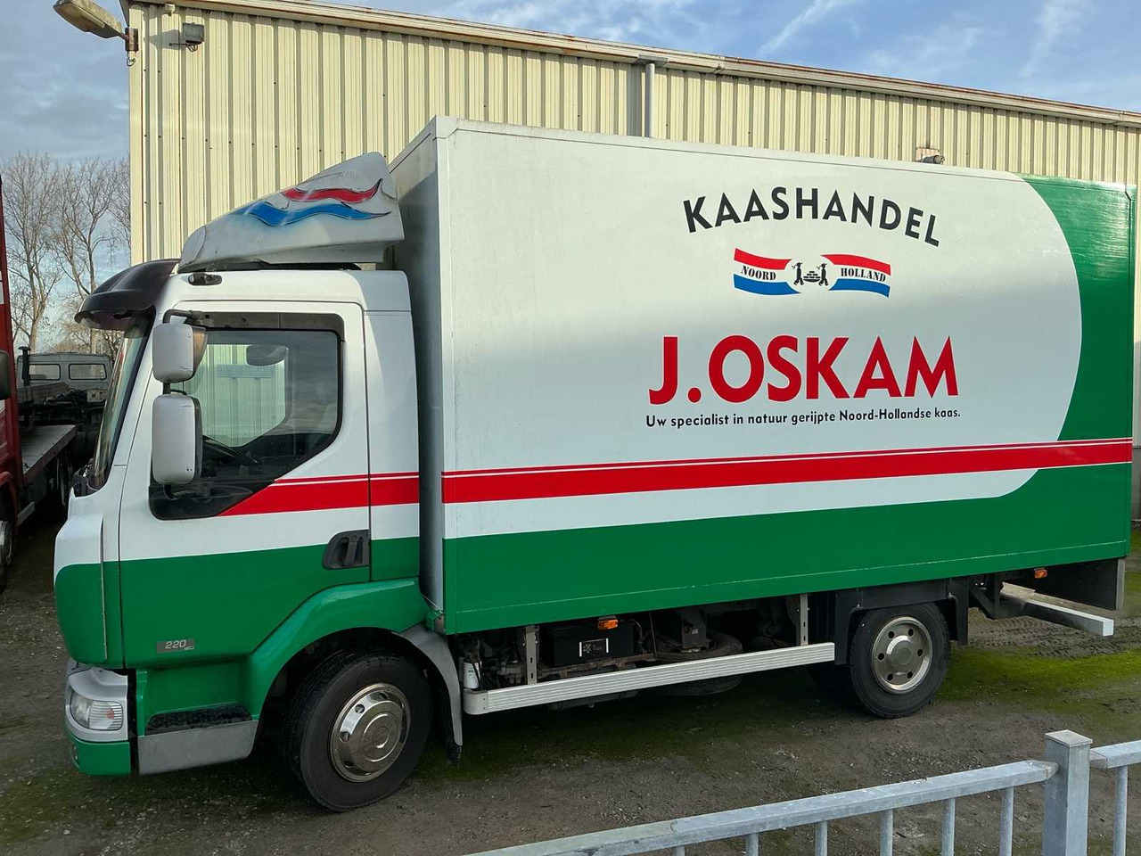 2006 RENAULT MIDLUM 220 DCI TRUCK - Камион: слика 2 2006 RENAULT MIDLUM 220 DCI TRUCK - Камион: слика 2