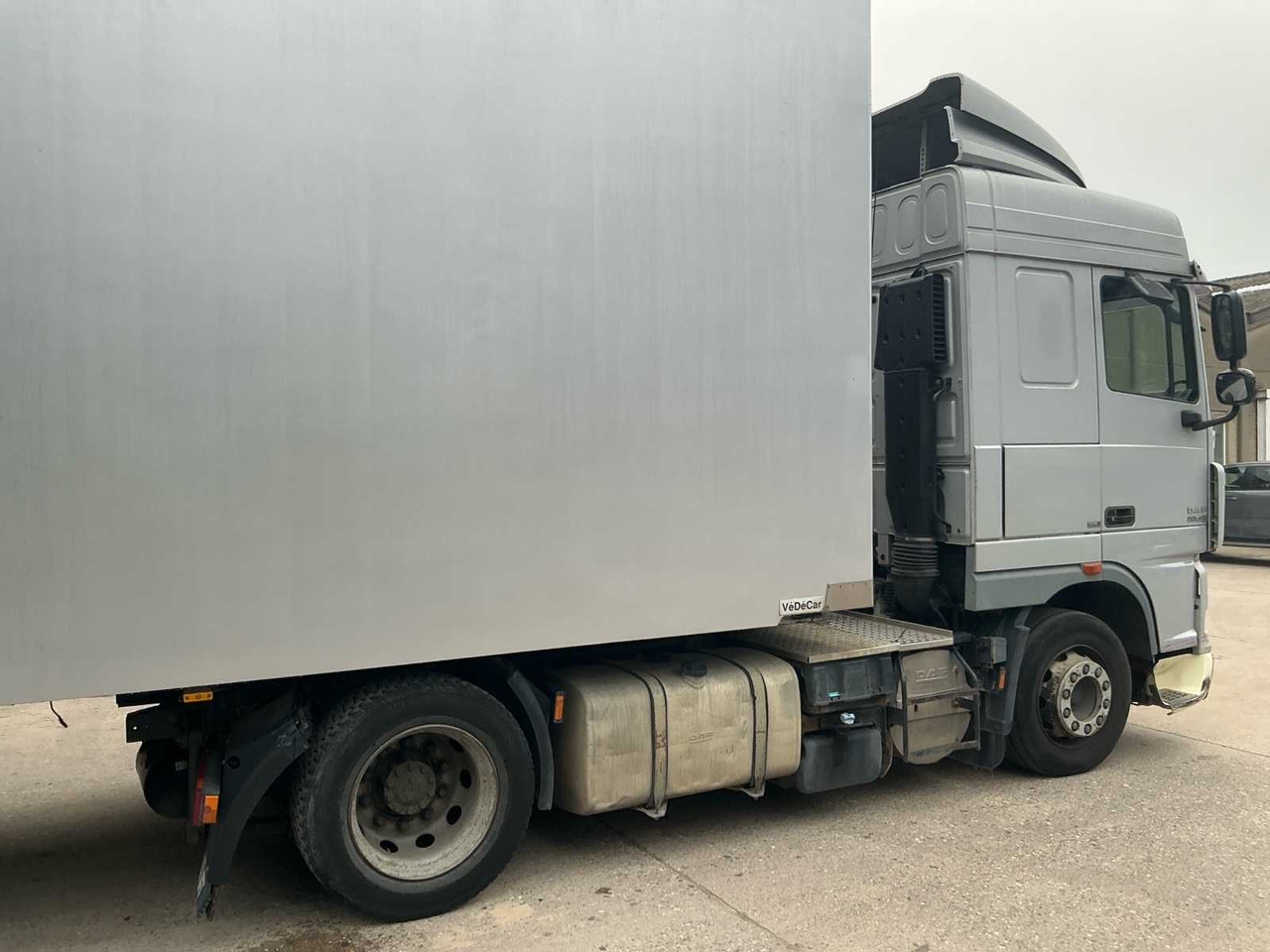 2009 DAF FTXF 105 TRUCK - Камион: слика 4 2009 DAF FTXF 105 TRUCK - Камион: слика 4