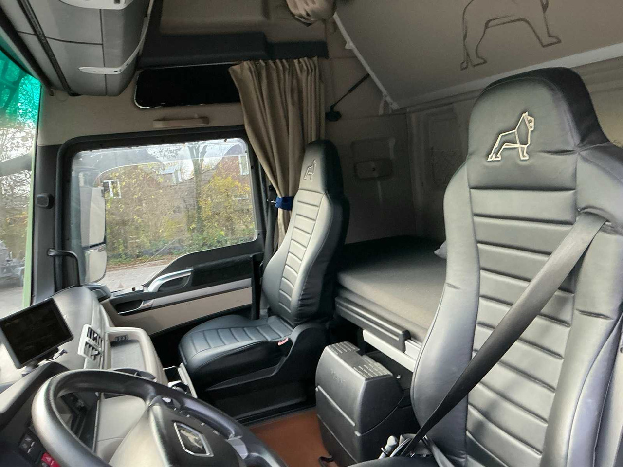 Камион 2017 MAN TGX 18.500 SEMI-TRAILER TRACTOR: слика 16 Камион 2017 MAN TGX 18.500 SEMI-TRAILER TRACTOR: слика 16