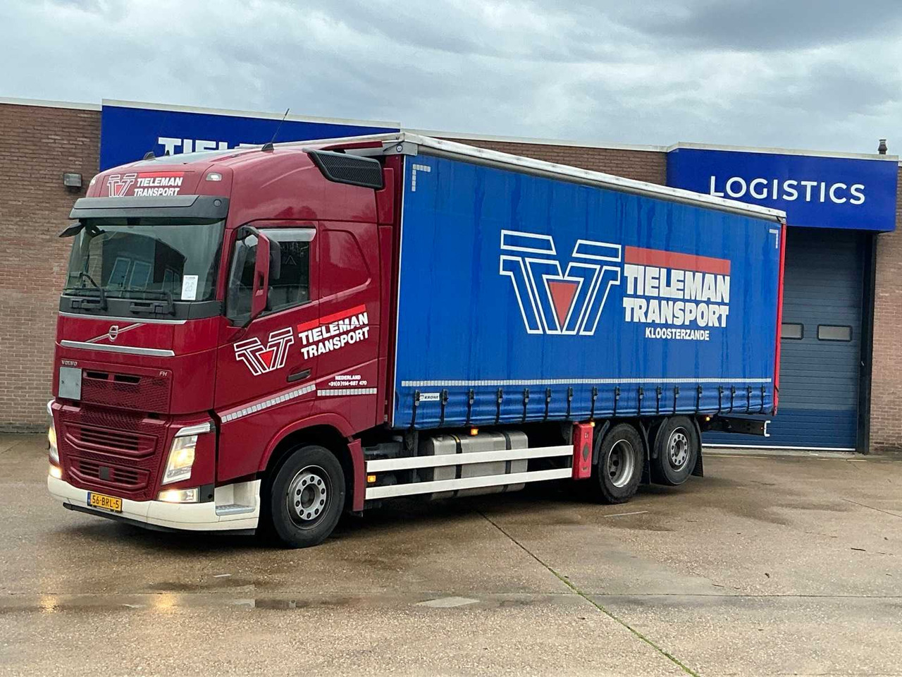 2021 VOLVO FH TRUCK WITH CANOPY BODY(C) - Камион: слика 1 2021 VOLVO FH TRUCK WITH CANOPY BODY(C) - Камион: слика 1