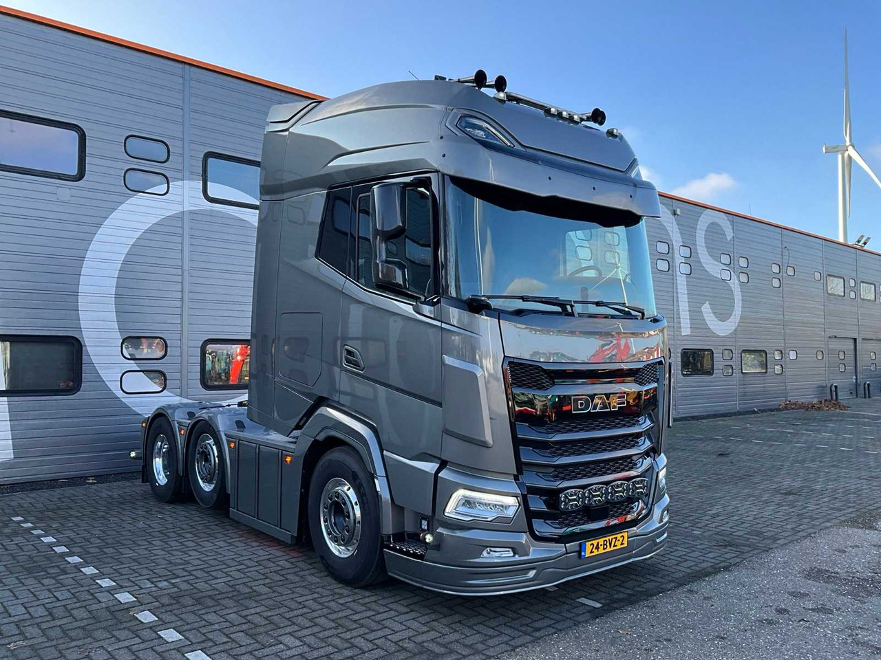 2024 DAF XG+ 530 FTG SHOWTRUCK 24-BVZ-2 - Камион: слика 4 2024 DAF XG+ 530 FTG SHOWTRUCK 24-BVZ-2 - Камион: слика 4