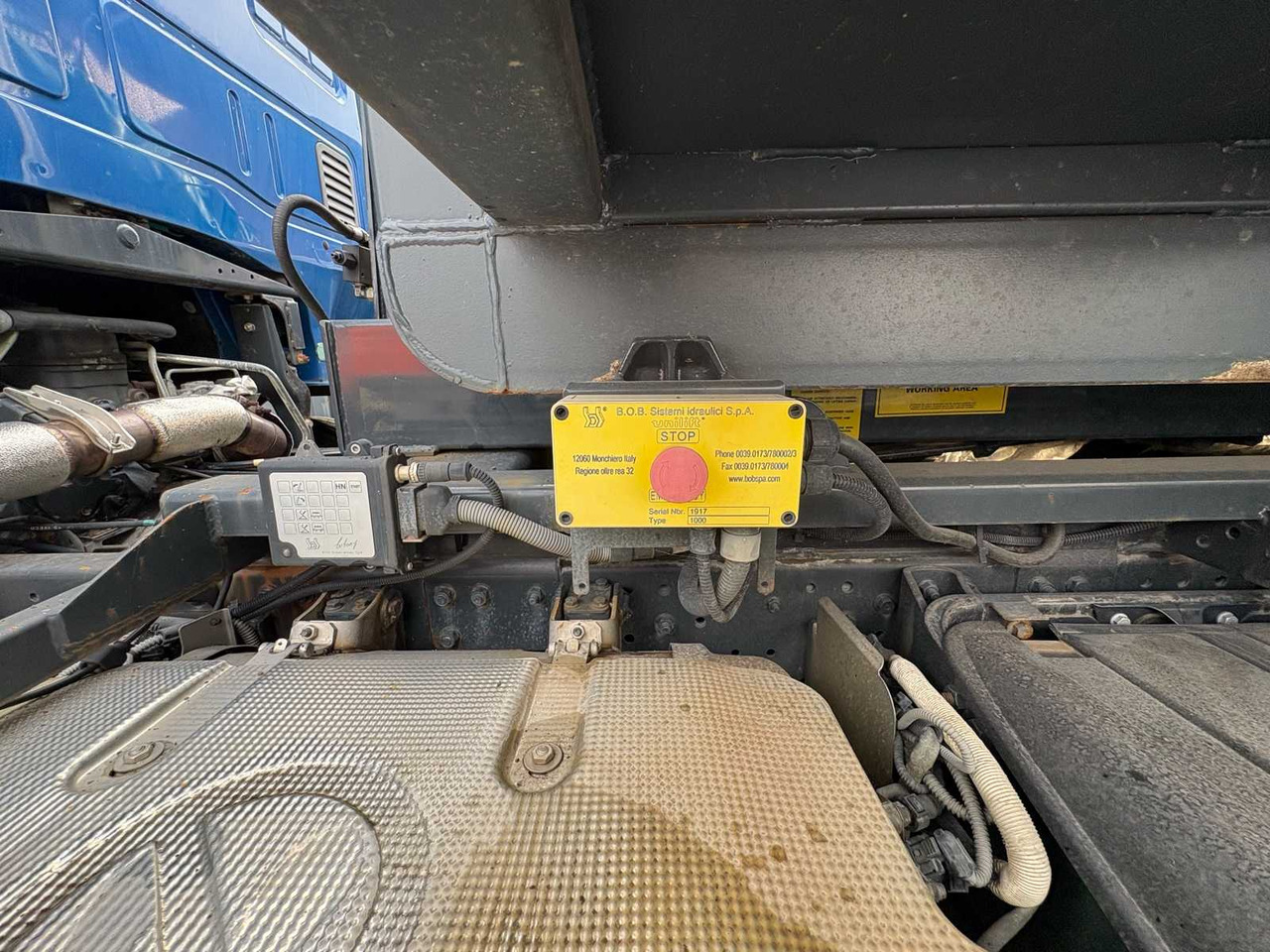 Камион IVECO CARGO HOOKLIFT FROM 2015 – INCL. 3 CONTAINERS: слика 12 Камион IVECO CARGO HOOKLIFT FROM 2015 – INCL. 3 CONTAINERS: слика 12