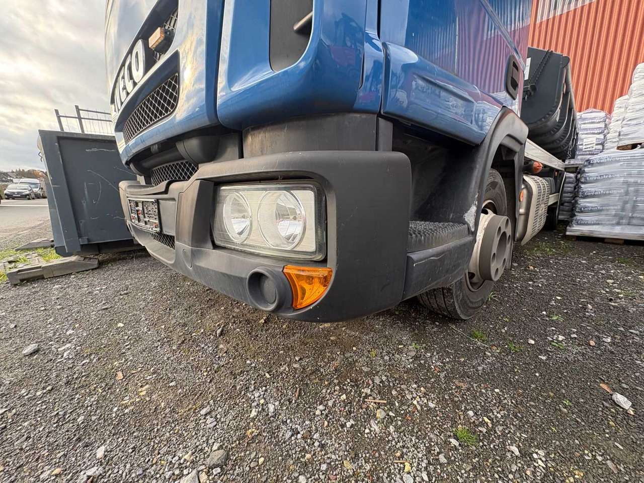 Камион IVECO CARGO HOOKLIFT FROM 2015 – INCL. 3 CONTAINERS: слика 8 Камион IVECO CARGO HOOKLIFT FROM 2015 – INCL. 3 CONTAINERS: слика 8