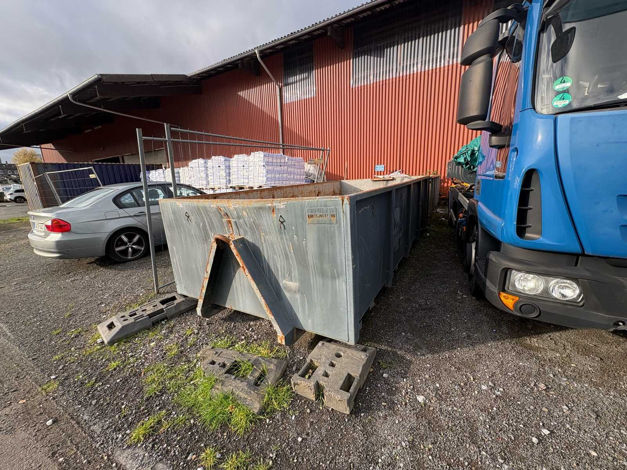 Камион IVECO CARGO HOOKLIFT FROM 2015 – INCL. 3 CONTAINERS: слика 21 Камион IVECO CARGO HOOKLIFT FROM 2015 – INCL. 3 CONTAINERS: слика 21