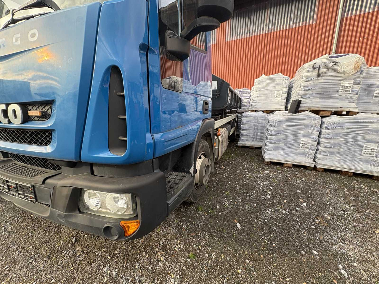 Камион IVECO CARGO HOOKLIFT FROM 2015 – INCL. 3 CONTAINERS: слика 6 Камион IVECO CARGO HOOKLIFT FROM 2015 – INCL. 3 CONTAINERS: слика 6