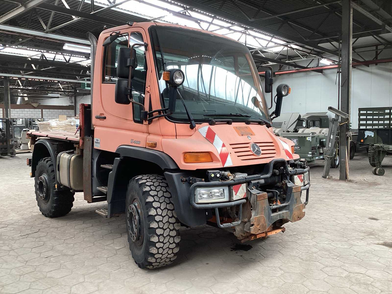 UNIMOG U 400 TRUCK - Камион: слика 2 UNIMOG U 400 TRUCK - Камион: слика 2