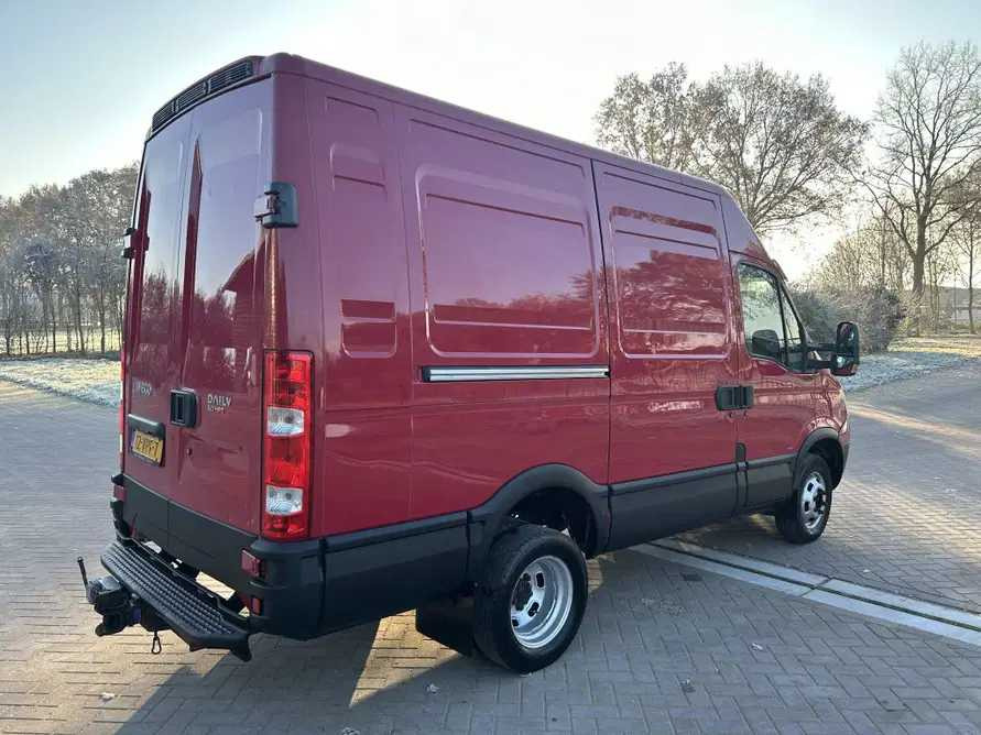 2008 IVECO DAILY 50C18 COMMERCIAL VEHICLE - Комбе: слика 5 2008 IVECO DAILY 50C18 COMMERCIAL VEHICLE - Комбе: слика 5