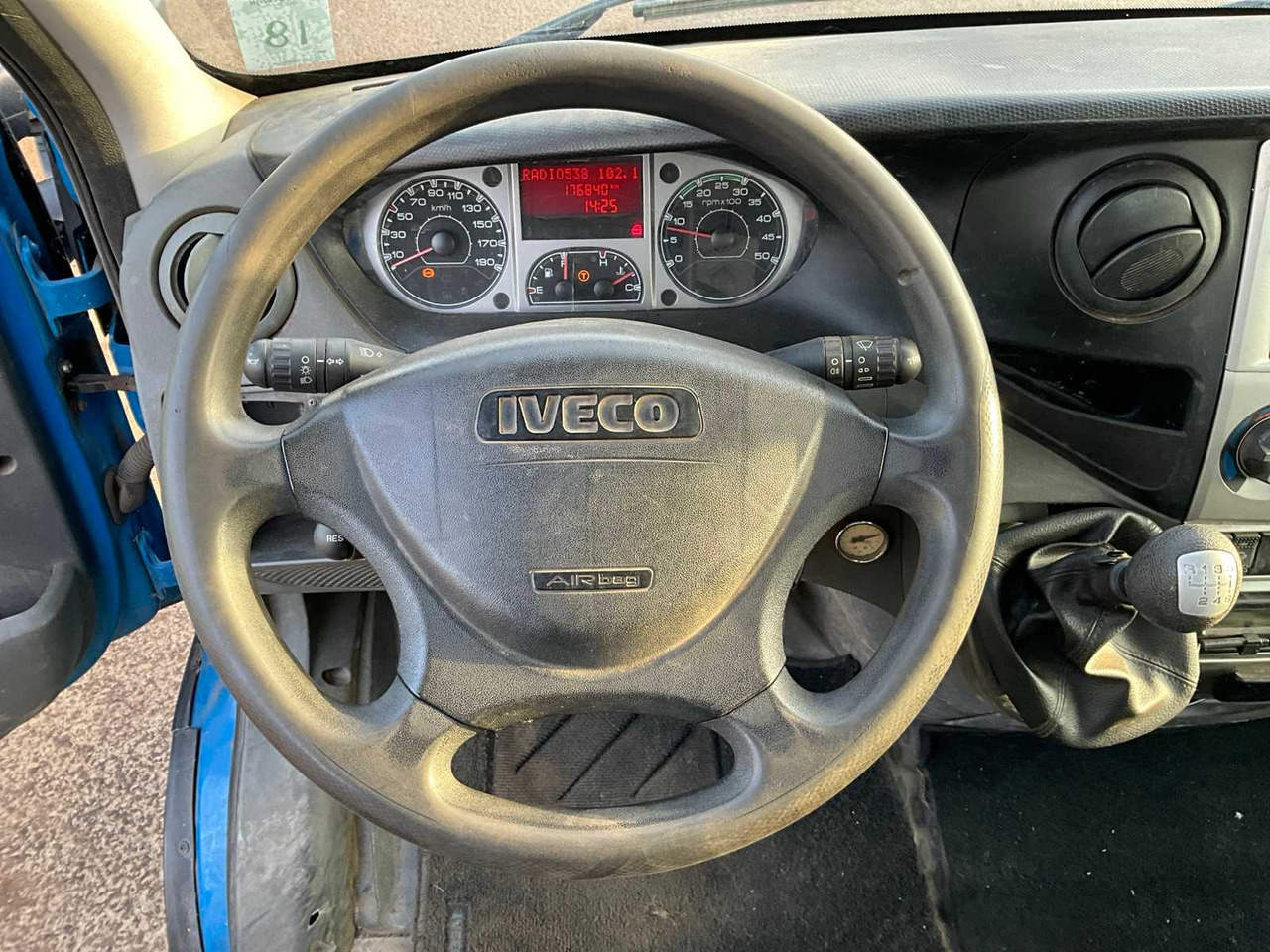 Комбе 2011 IVECO DAILY 40C18/T COMMERCIAL VEHICLE: слика 11