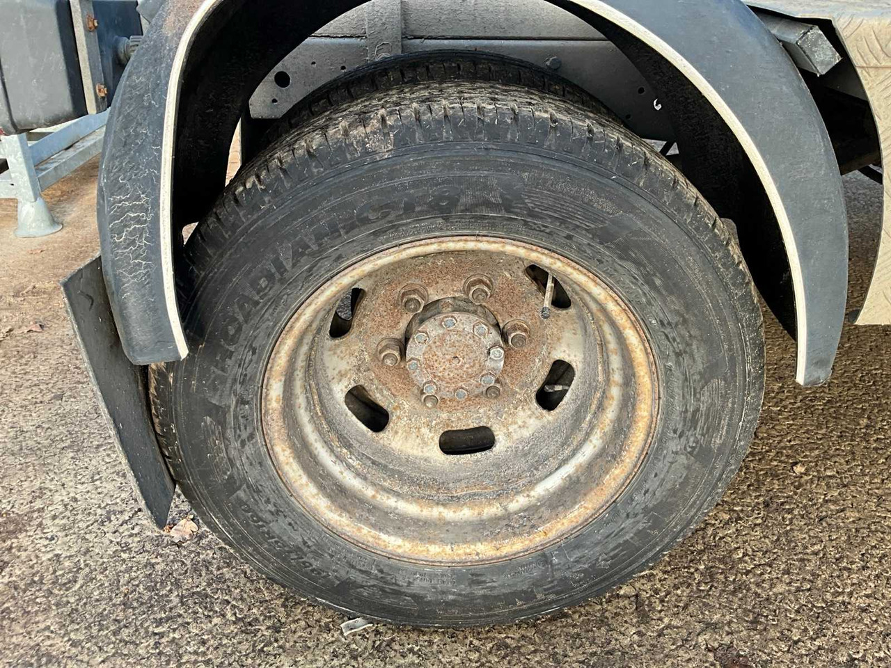 Комбе 2011 IVECO DAILY 40C18/T COMMERCIAL VEHICLE: слика 18