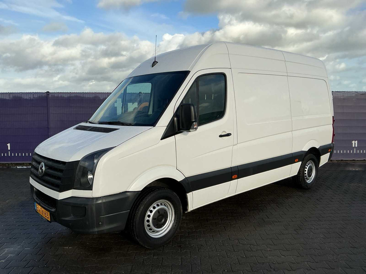 2012 - VOLKSWAGEN - CRAFTER - 32 2.0 TDI L2H3 - COMMERCIAL VEHICLE - Комбе: слика 1 2012 - VOLKSWAGEN - CRAFTER - 32 2.0 TDI L2H3 - COMMERCIAL VEHICLE - Комбе: слика 1