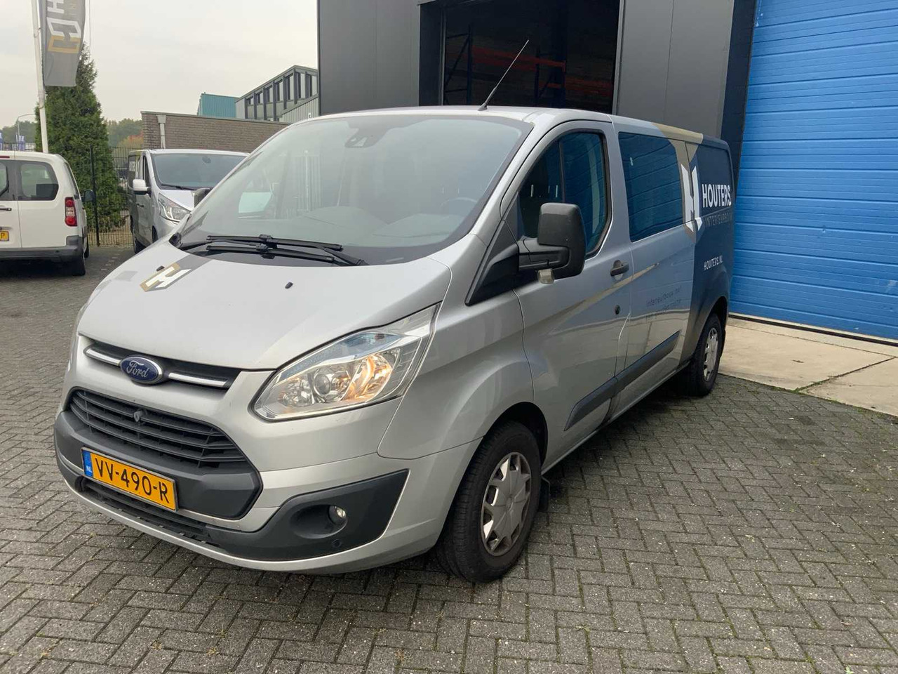 2016 FORD TRANSIT CUSTOM COMMERCIAL VEHICLE - Комбе: слика 2 2016 FORD TRANSIT CUSTOM COMMERCIAL VEHICLE - Комбе: слика 2