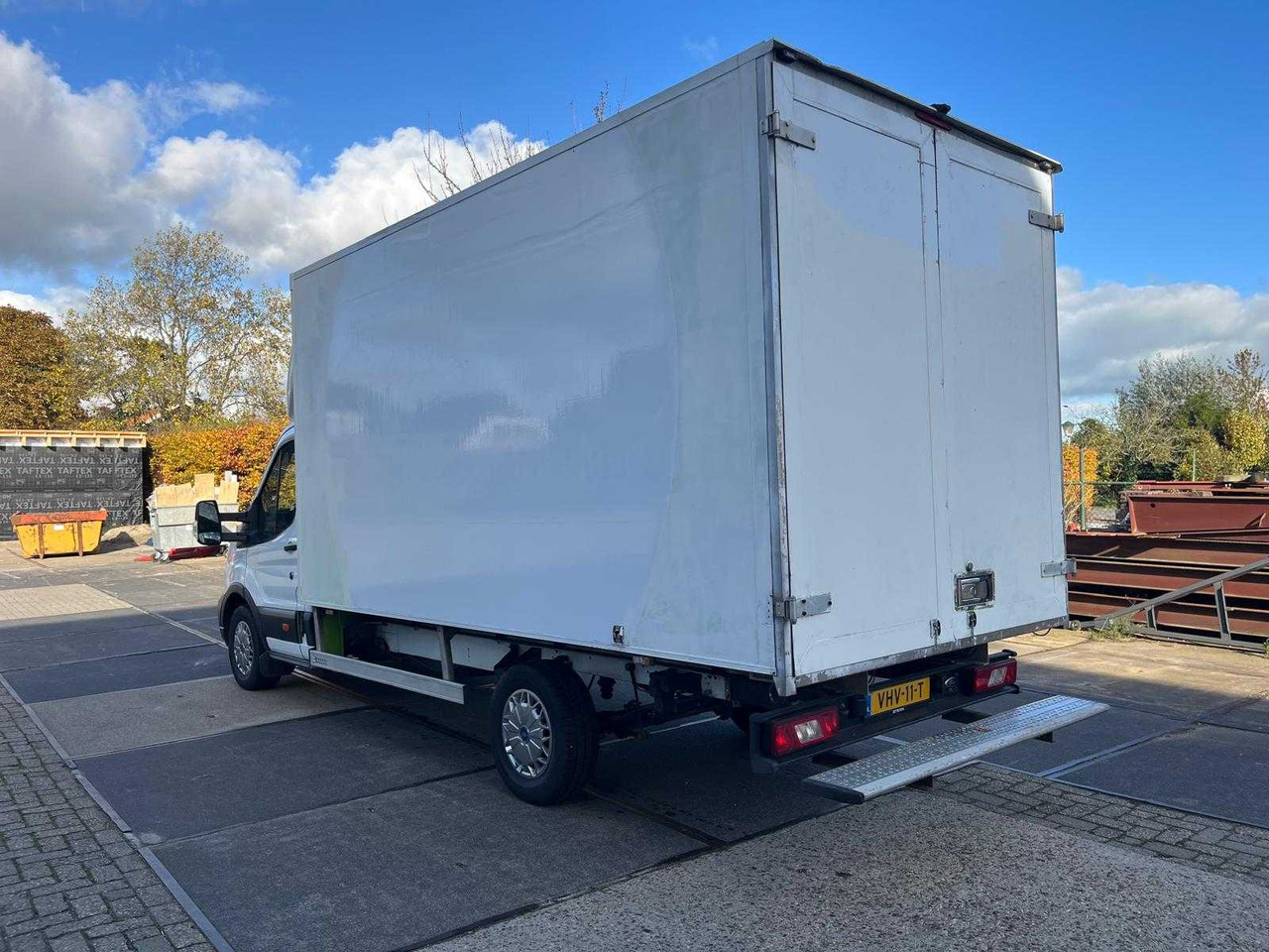 FORD TRANSIT 350 2.0 TDCI L4H1 TREND VAN | VHV-11-T - Комбе: слика 4 FORD TRANSIT 350 2.0 TDCI L4H1 TREND VAN | VHV-11-T - Комбе: слика 4