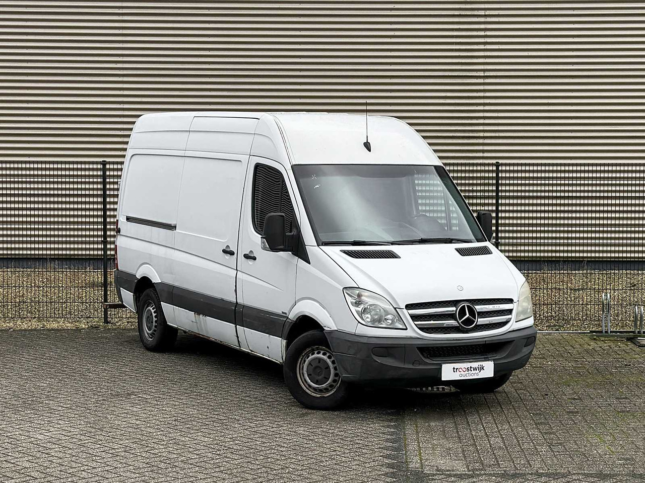 MERCEDES-BENZ SPRINTER 315 2.2 CDI 366 EHD 150HP 2007, 49-VGK-5 COMMERCIAL VEHICLE YOUNGTIMER - Комбе: слика 5 MERCEDES-BENZ SPRINTER 315 2.2 CDI 366 EHD 150HP 2007, 49-VGK-5 COMMERCIAL VEHICLE YOUNGTIMER - Комбе: слика 5