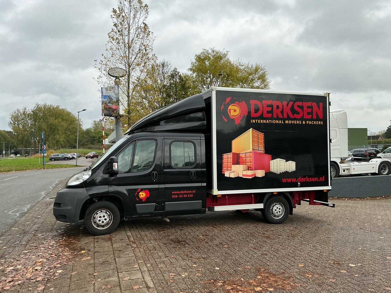 PEUGEOT BOXER 435 2.2 HDI L3H2 DC - Комбе: слика 2 PEUGEOT BOXER 435 2.2 HDI L3H2 DC - Комбе: слика 2