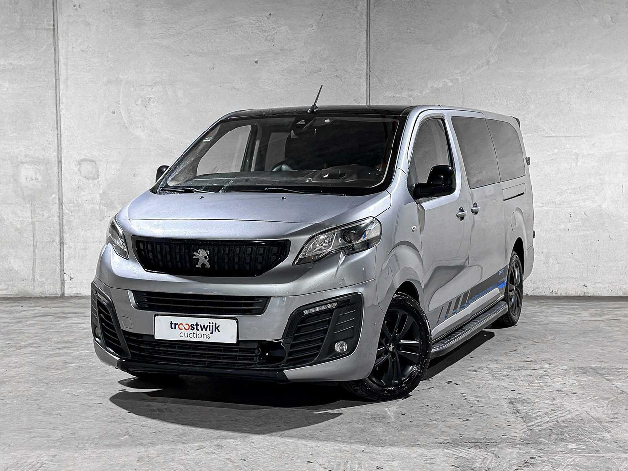 PEUGEOT EXPERT 2.0 BLUEHDI 180 LONG SPORT DC NR 140 178HP 2020, VHL-45-G COMMERCIAL VEHICLE - Комбе: слика 2 PEUGEOT EXPERT 2.0 BLUEHDI 180 LONG SPORT DC NR 140 178HP 2020, VHL-45-G COMMERCIAL VEHICLE - Комбе: слика 2