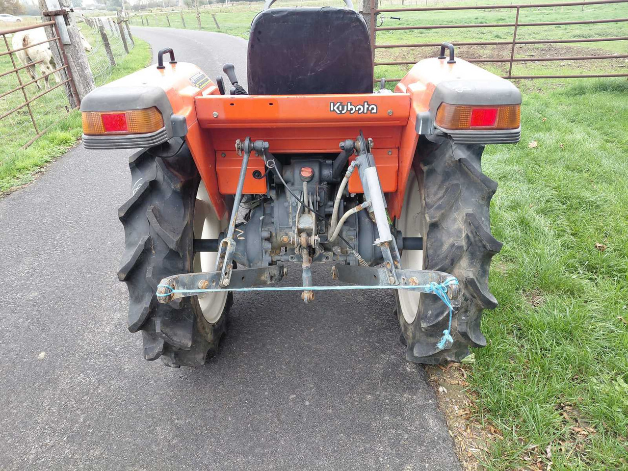 Kubota GL-19 - Мини трактор: слика 2 Kubota GL-19 - Мини трактор: слика 2