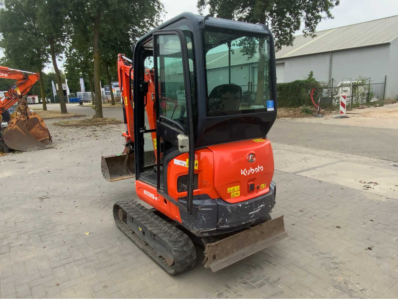 Kubota KX019-4 - Мини багер: слика 5 Kubota KX019-4 - Мини багер: слика 5