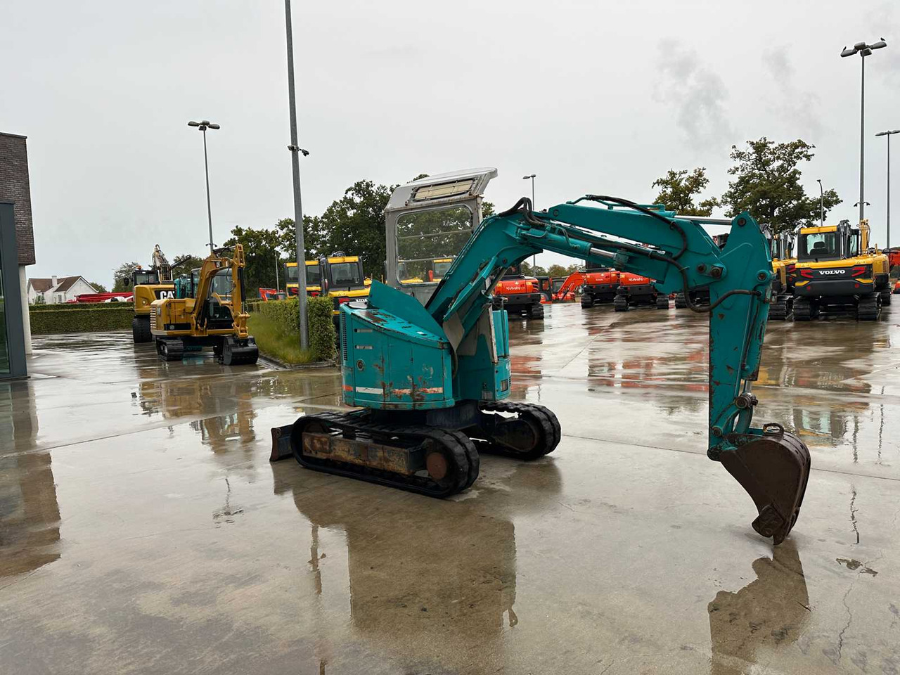 Kubota RX-201 - Багер гасеничар: слика 3 Kubota RX-201 - Багер гасеничар: слика 3