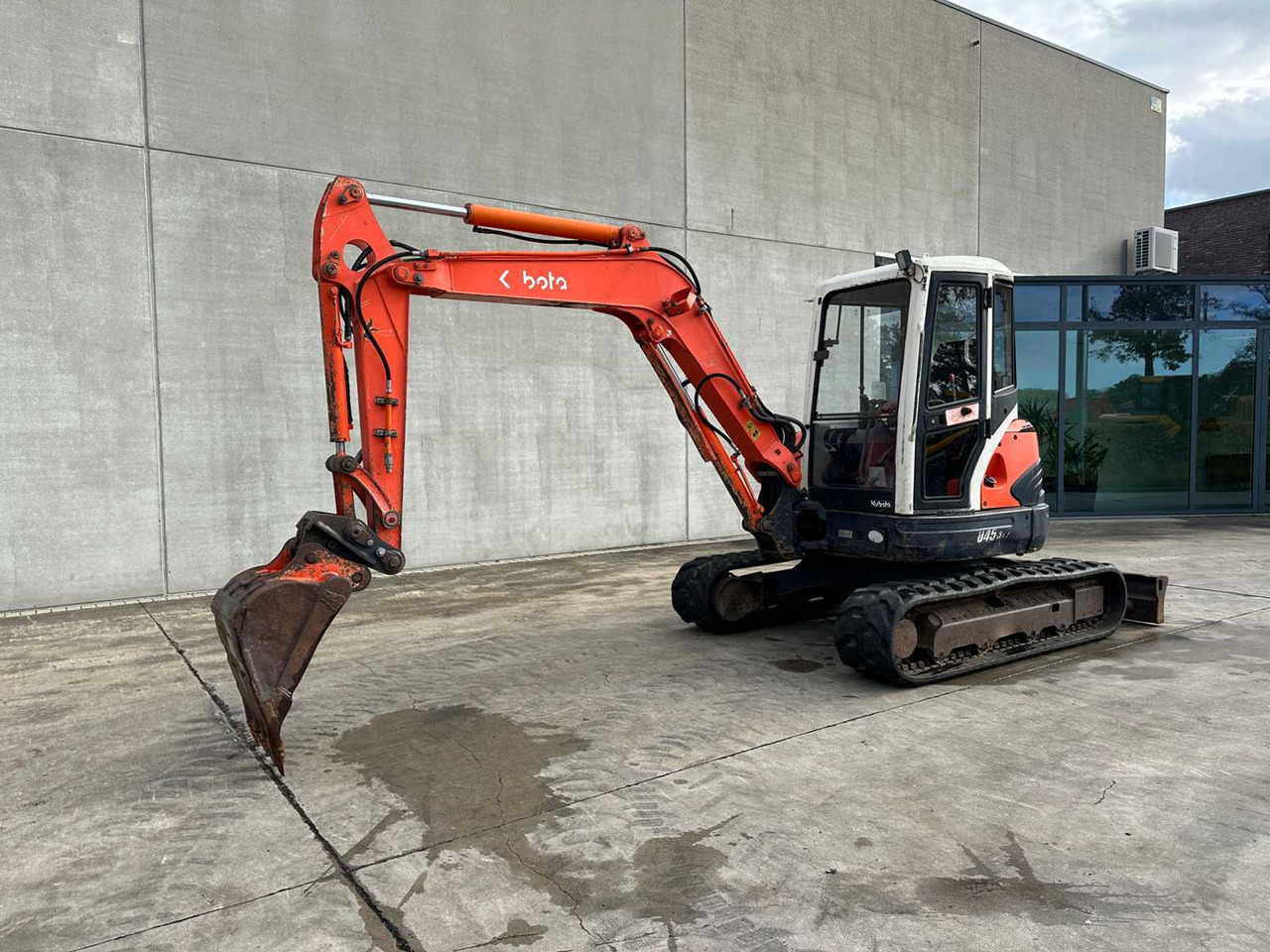 Kubota U45 - 3 - Багер гасеничар: слика 1 Kubota U45 - 3 - Багер гасеничар: слика 1