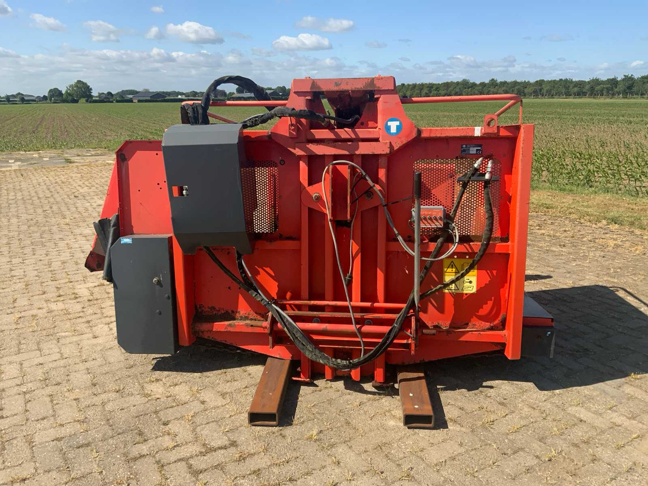Kuhn Polytrok PK2050 - Опрема за добиток: слика 3 Kuhn Polytrok PK2050 - Опрема за добиток: слика 3