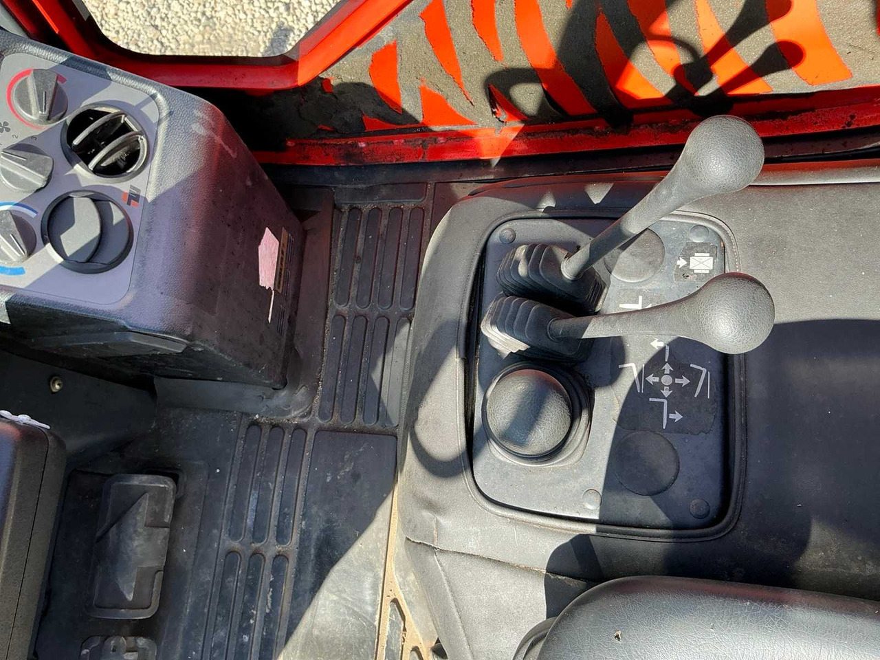 Вилушкар LINDE - H40T -04 - FORKLIFT TRUCKS - 2003: слика 22