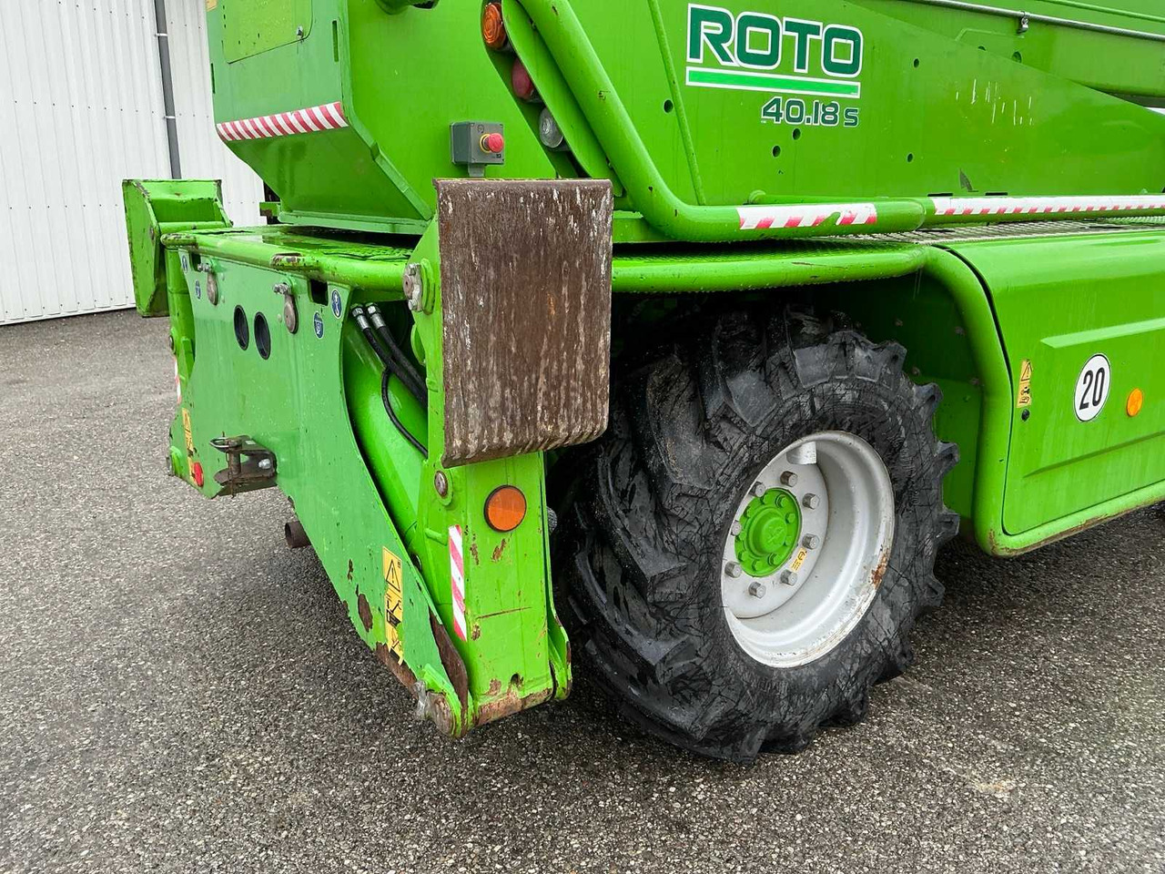 Merlo 40.18S - Компактен натоварувач: слика 5 Merlo 40.18S - Компактен натоварувач: слика 5