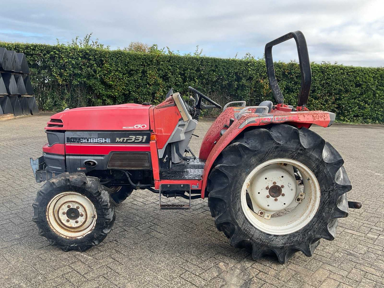 Mitsubishi MT331 - Мини трактор: слика 5 Mitsubishi MT331 - Мини трактор: слика 5