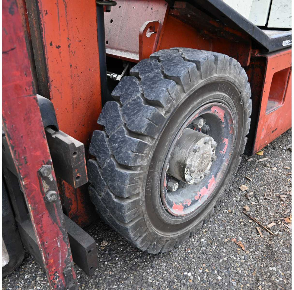 NISSAN - EH02A25U - FORKLIFT TRUCK - Вилушкар: слика 5 NISSAN - EH02A25U - FORKLIFT TRUCK - Вилушкар: слика 5