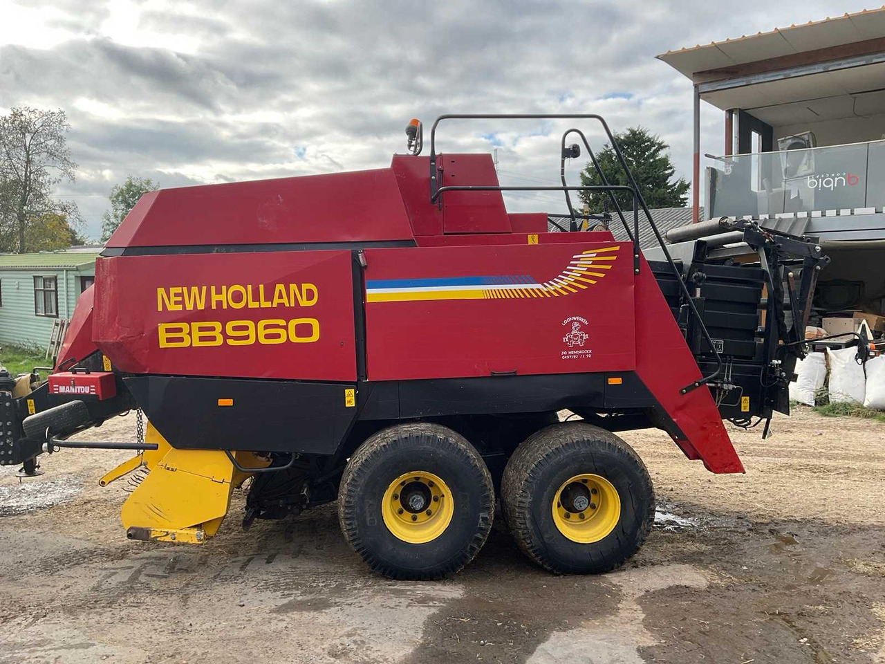 New Holland BB960RT - Балирка за квадратни бали: слика 2 New Holland BB960RT - Балирка за квадратни бали: слика 2