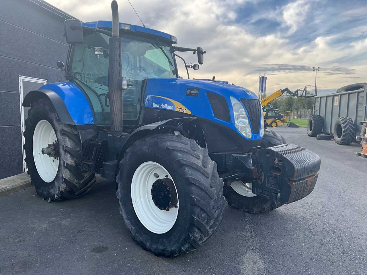 New Holland T7050 - Трактор: слика 3 New Holland T7050 - Трактор: слика 3