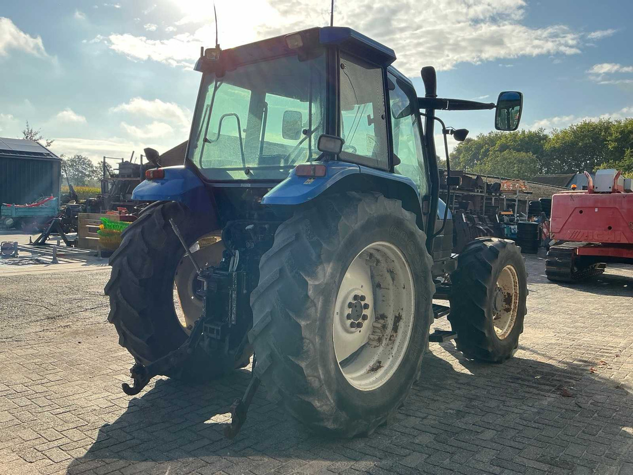 New Holland TS100 - Трактор: слика 5 New Holland TS100 - Трактор: слика 5