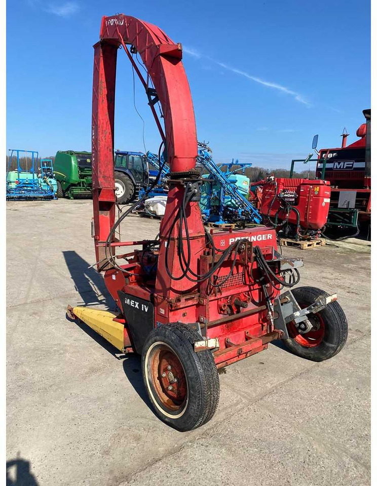 POTTINGER MH 421 TRAILED FORAGE HARVESTER FOR SEED MAIZE - Комбајн за сточна храна: слика 1 POTTINGER MH 421 TRAILED FORAGE HARVESTER FOR SEED MAIZE - Комбајн за сточна храна: слика 1