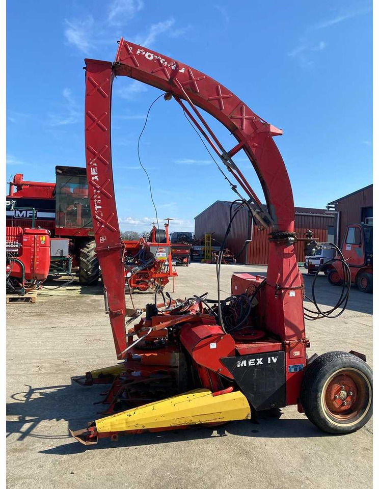 POTTINGER MH 421 TRAILED FORAGE HARVESTER FOR SEED MAIZE - Комбајн за сточна храна: слика 4 POTTINGER MH 421 TRAILED FORAGE HARVESTER FOR SEED MAIZE - Комбајн за сточна храна: слика 4