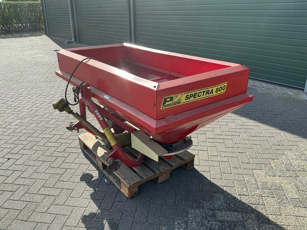 PZ Zweegers Spectra 800 - Распрскувач на вештачко ѓубриво: слика 3 PZ Zweegers Spectra 800 - Распрскувач на вештачко ѓубриво: слика 3