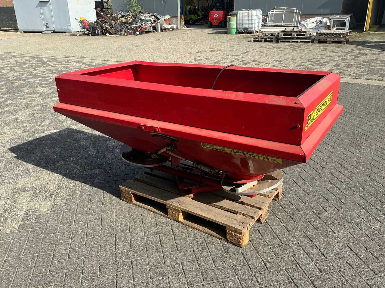 PZ Zweegers Spectra 800 - Распрскувач на вештачко ѓубриво: слика 5 PZ Zweegers Spectra 800 - Распрскувач на вештачко ѓубриво: слика 5
