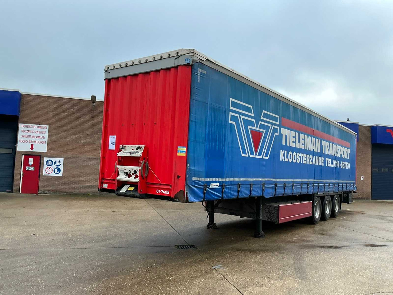 2014 KRONE SD SEMI-TRAILER - Полуприколка: слика 2 2014 KRONE SD SEMI-TRAILER - Полуприколка: слика 2