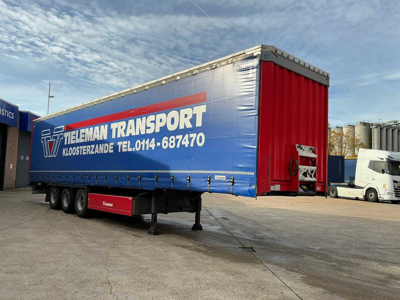 2017 KRONE SD SEMI-TRAILER - Полуприколка: слика 4 2017 KRONE SD SEMI-TRAILER - Полуприколка: слика 4